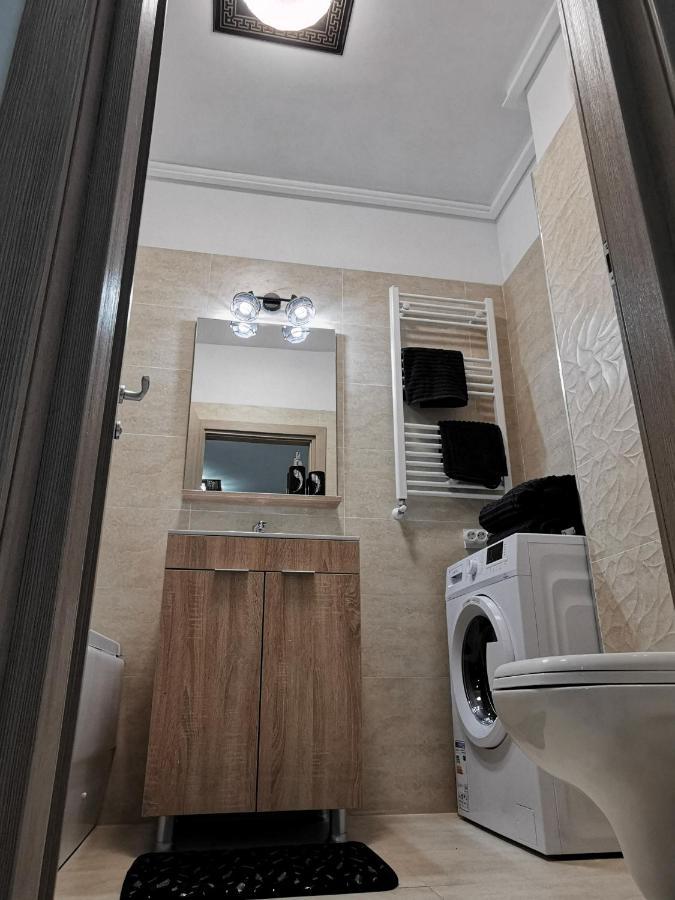 Apartament De Lux 2 Camere Cu Vedere Lacul Morii Bukarest Kültér fotó